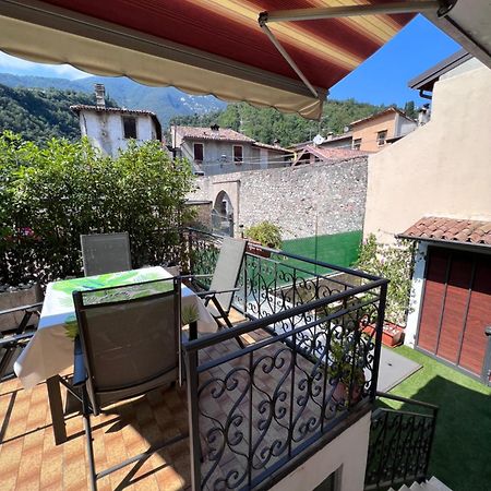 Casa Caterina 2 Storey House, With A Mountain View Toscolano Maderno Eksteriør billede